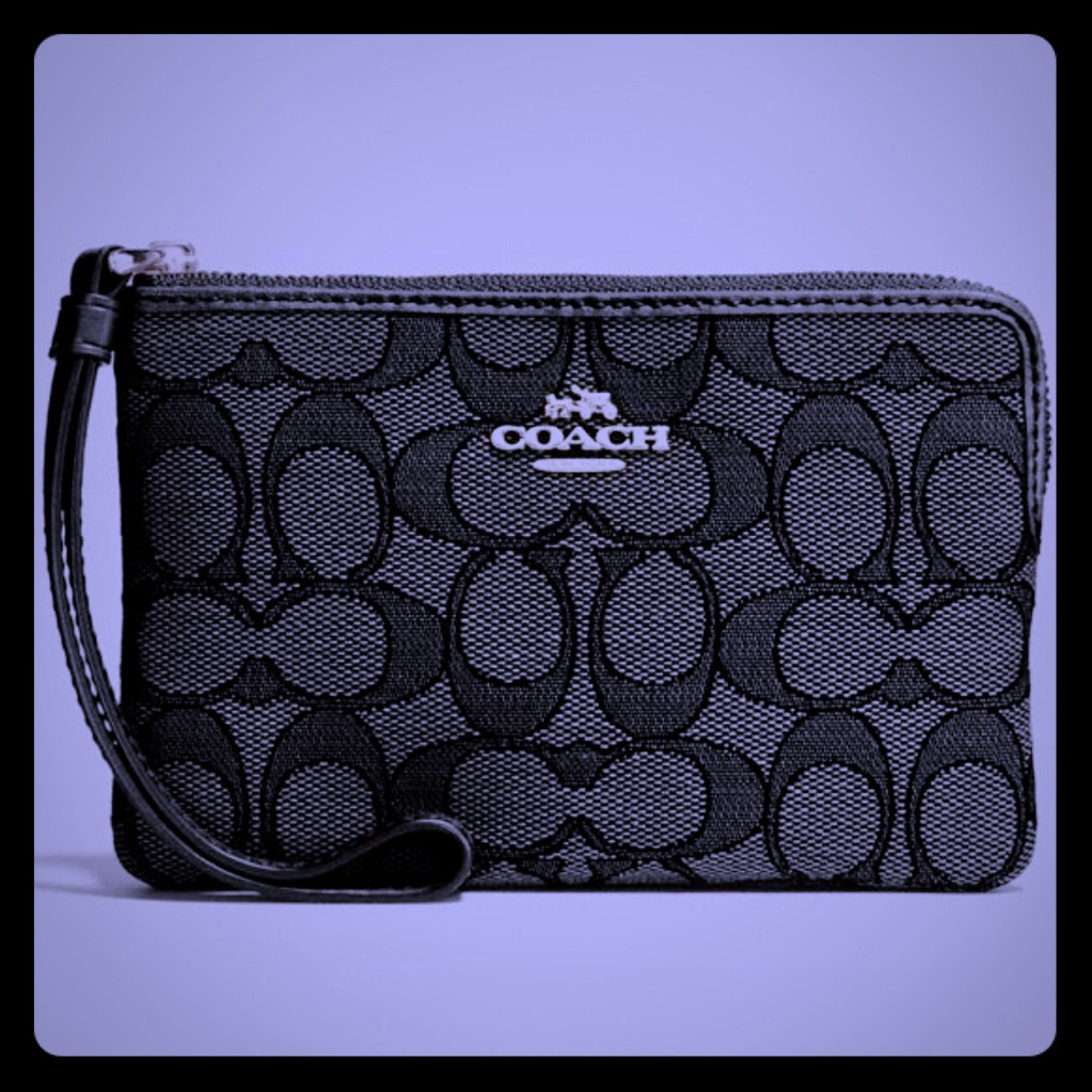 Coach Wristlet In Signature Canvas Brand New